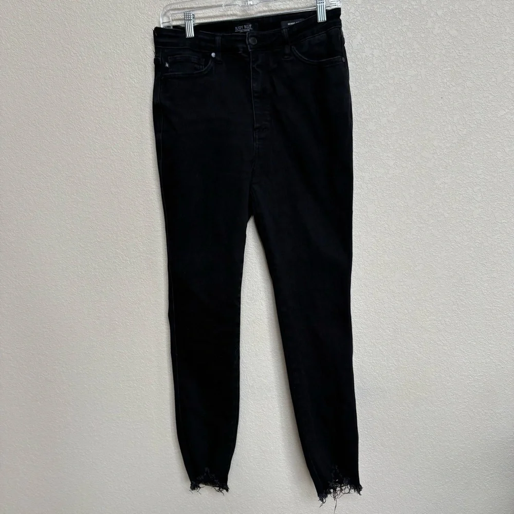 Judy Blue Black Stretch Skinny Raw Hem Ankle Jeans Women’s 11/30 - Picture 2 of 11